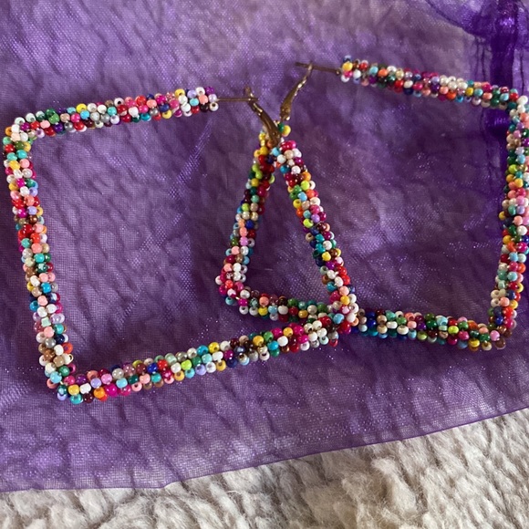 Square or diamond shaped earrings - Picture 2 of 4